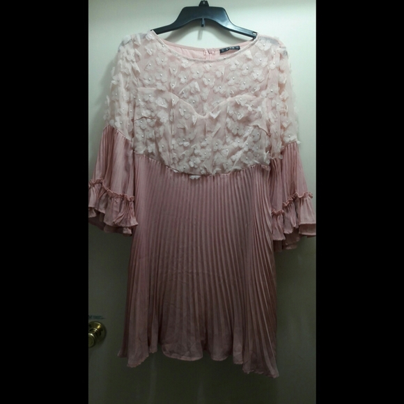 Shein Cute Flounce Dress With Ruffled sleeve - Picture 2 of 7